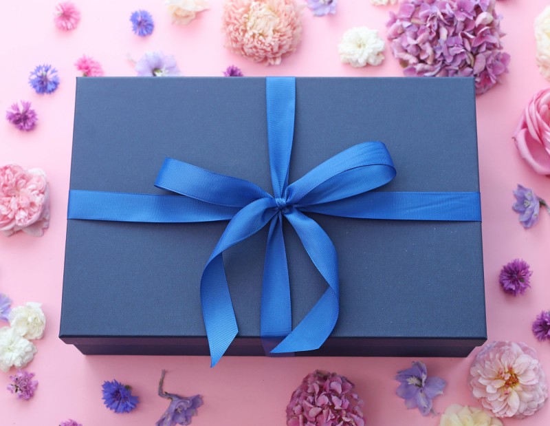 Pudełko granatowe - prezenty Manufaktura Cieleśnica.JPG